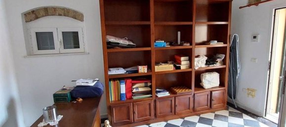 15غرفة شقة في Livorno, Italy رقم 222851 32