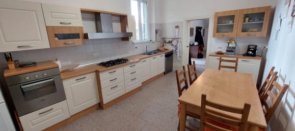 15غرفة شقة في Livorno, Italy رقم 222851 44