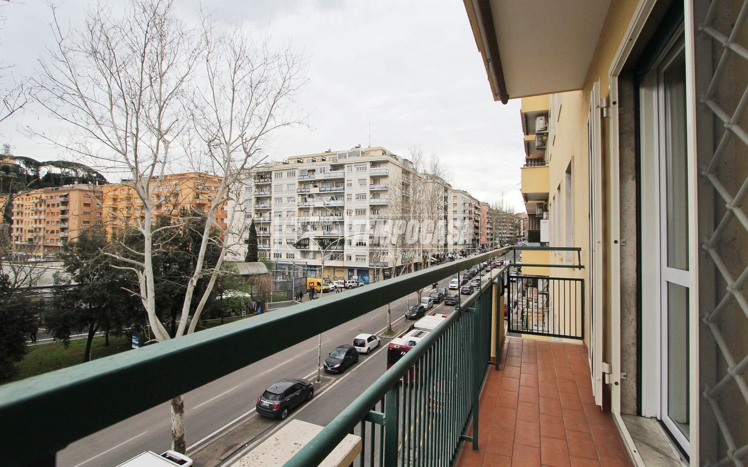 3 rooms Apartment in Rome, Italy No. 204027