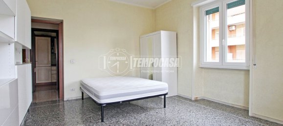 3 rooms Apartment in Rome, Italy No. 204027 6