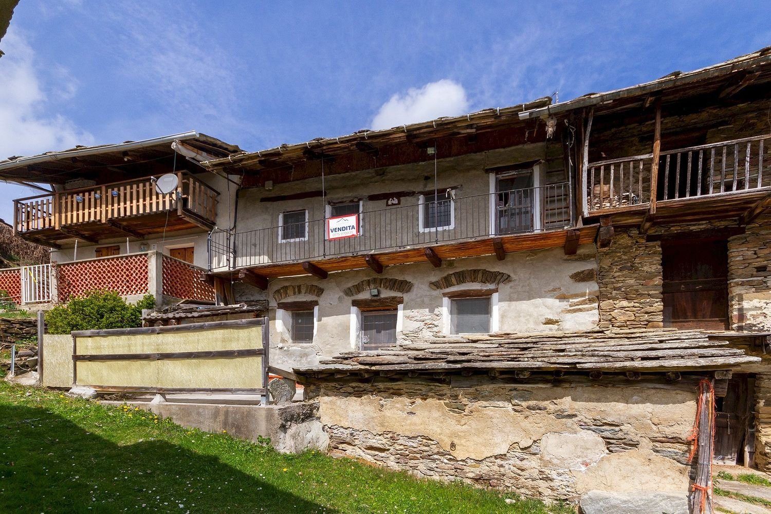 Casa de 3 habitaciónes en Melle, Italy No. 277611