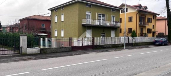 6 bedrooms Villa in Dalmine, Italy No. 130230 8