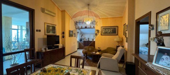 4 rooms Penthouse in Passignano sul Trasimeno, Italy No. 8044 10