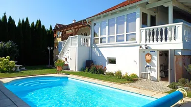 Бунгало с 3 комнатами в Кремс ан дер Донау, Австрия № 223302