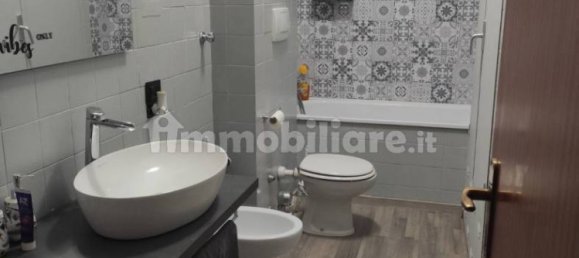3 Schlafzimmer Wohnung in Turin, Italy, Nr. 257360 16