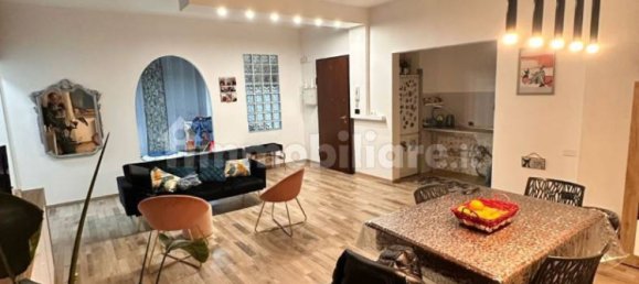 3 Schlafzimmer Wohnung in Turin, Italy, Nr. 257360 6