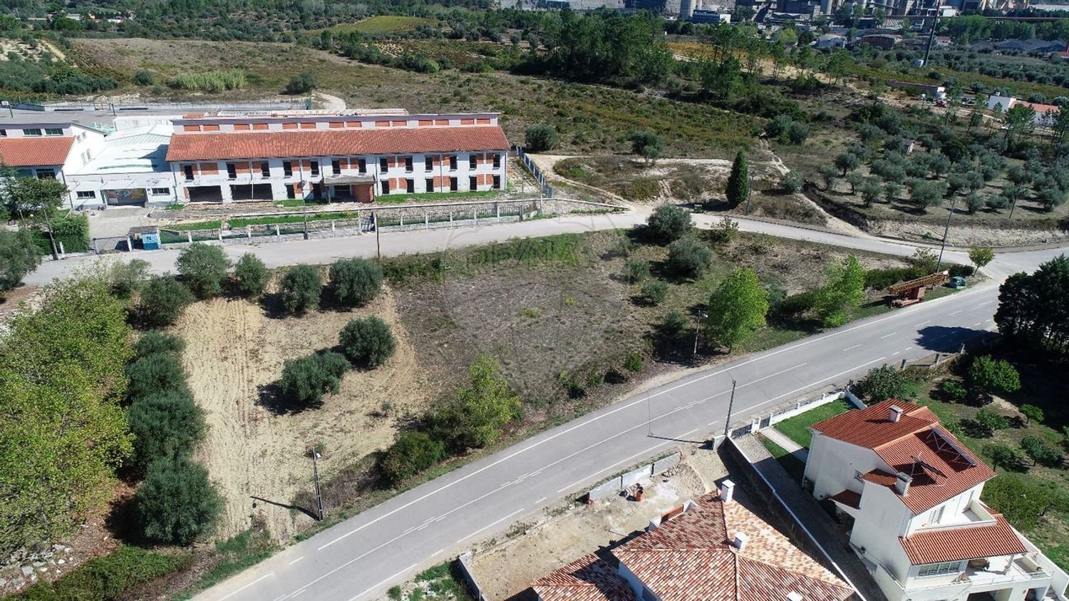  قطعة أرض في Coimbra, Portugal 1018متر مربع رقم 74693