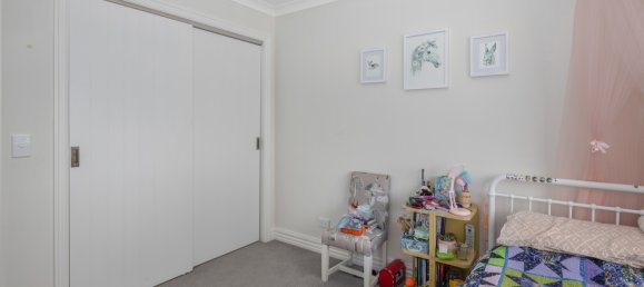 4 bedrooms House in Newlands, New Zealand No. 134 22