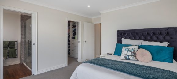 4 bedrooms House in Newlands, New Zealand No. 134 18