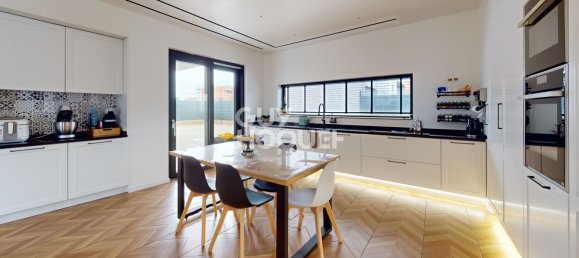 4 Schlafzimmer Haus in Cernay, France, Nr. 235946 13