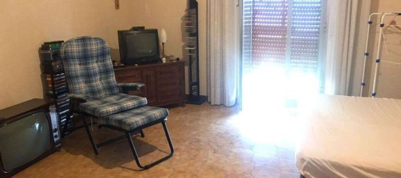 Apartamento de 4 habitaciónes en Enna, Italy No. 33825 10