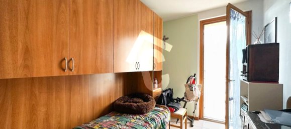 3 rooms Apartment in Jesi, Italy No. 230672 5