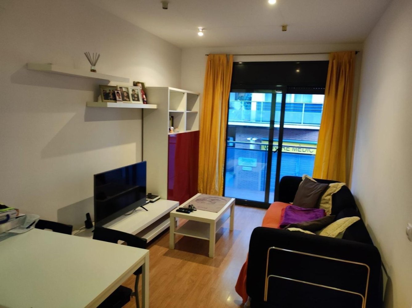 1 bedroom Apartment in Terrassa, Spain No. 193200