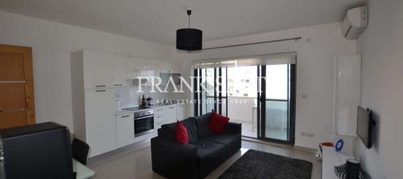 1 bedroom Penthouse in Saint Julian's, Malta No. 9790 2