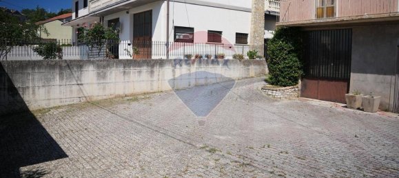 Casa de 14 habitaciónes en Frosolone, Italy No. 286190 3