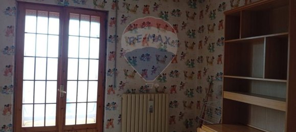 Casa de 14 habitaciónes en Frosolone, Italy No. 286190 34