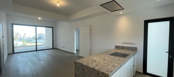 Apartamento T2 em Agios Athanasios, Cyprus N.º 21897 6
