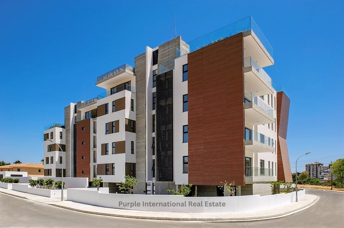 Apartamento T2 em Agios Athanasios, Cyprus N.º 21897