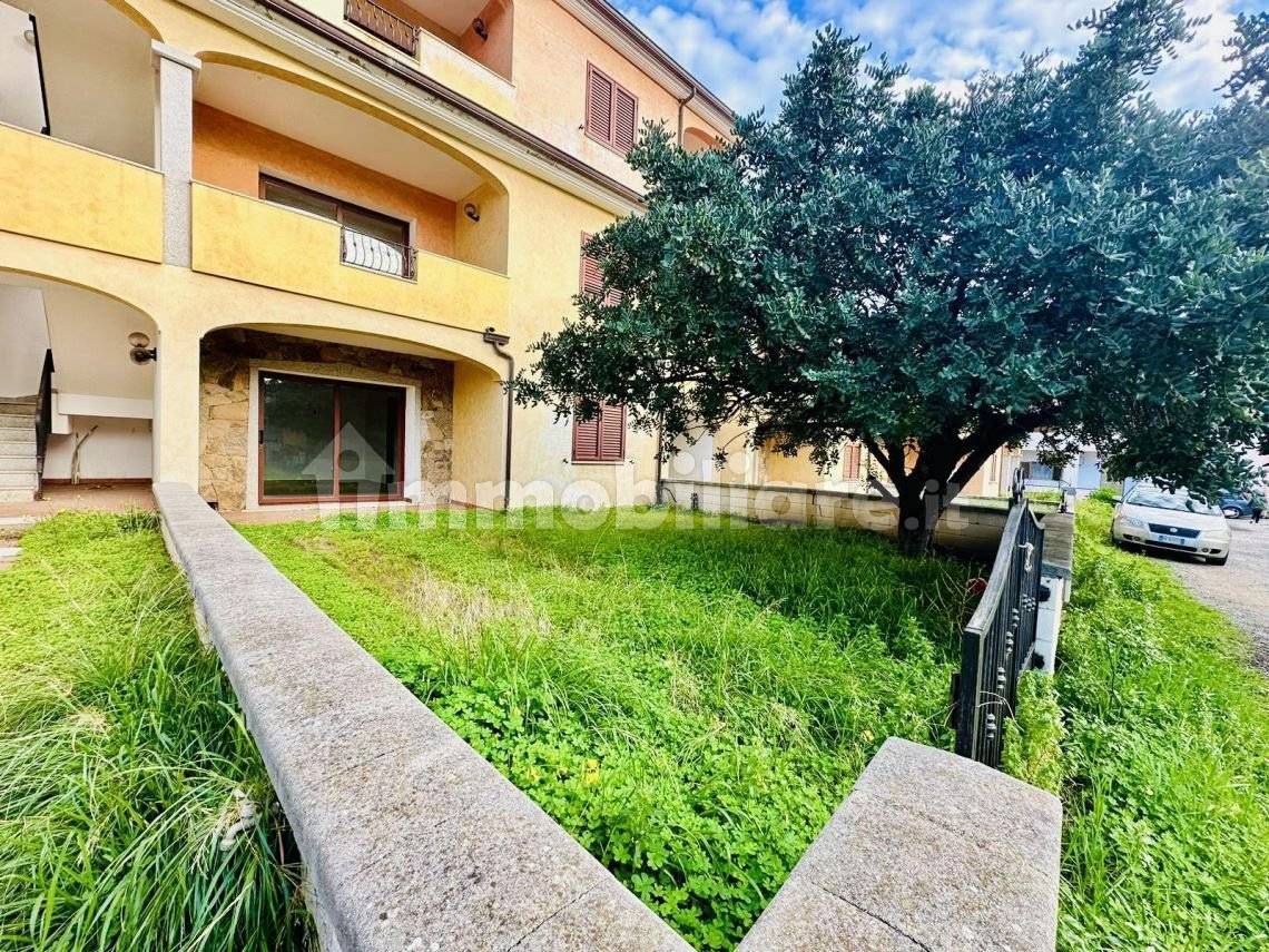 2 غرف نوم شقة في Torpè, Italy رقم 218752