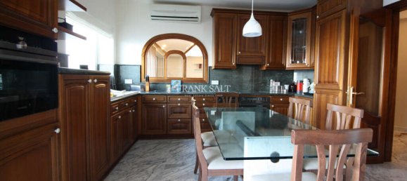 Apartamento T3 em Sliema, Malta N.º 9220 5