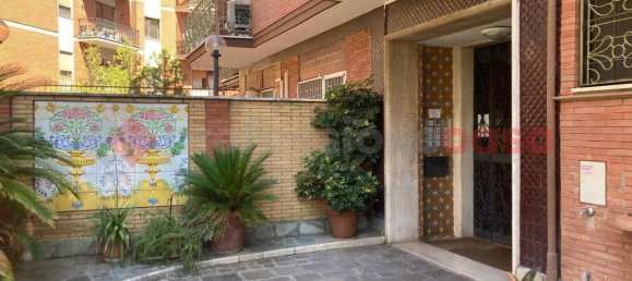 4 rooms Apartment in Rome, Italy No. 221214 4