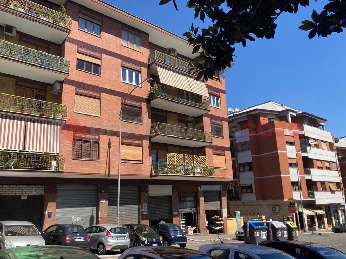 4 rooms Apartment in Rome, Italy No. 221214
