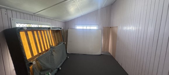 5 bedrooms House in Murgon, Australia No. 318 9