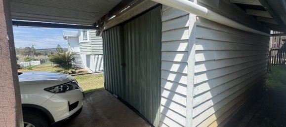 5 bedrooms House in Murgon, Australia No. 318 4