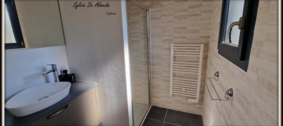 5 bedrooms Villa in Ain, France No. 302786 7