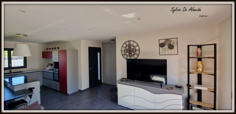 5 bedrooms Villa in Ain, France No. 302786