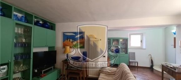 5 rooms House in Siena, Italy No. 17667 6