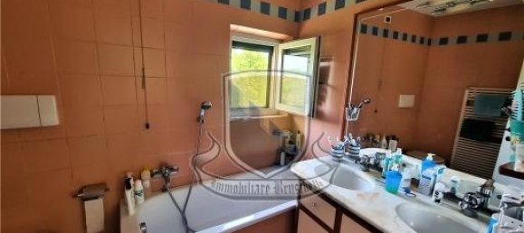 5 rooms House in Siena, Italy No. 17667 17