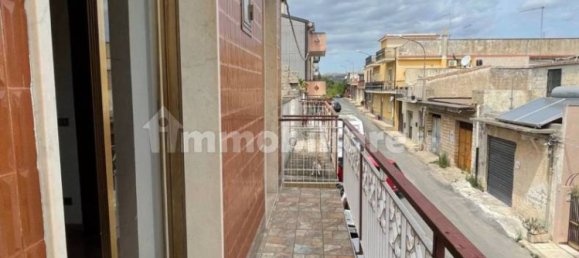 5-salle Appartement à Canicattini Bagni, Italy No. 350613 4