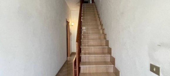 5-salle Appartement à Canicattini Bagni, Italy No. 350613 8