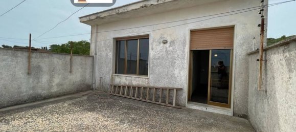 5-salle Appartement à Canicattini Bagni, Italy No. 350613 17