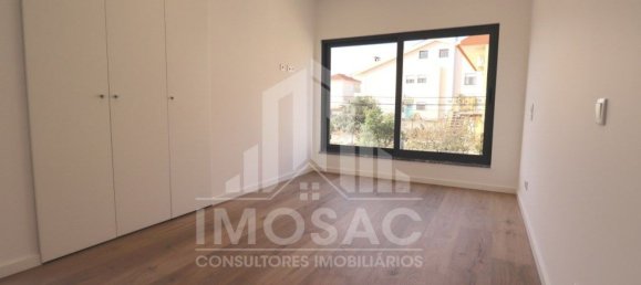 4 Schlafzimmer Haus in Loures, Portugal, Nr. 102864 24
