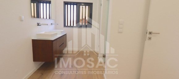 4 Schlafzimmer Haus in Loures, Portugal, Nr. 102864 34