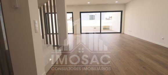 4 Schlafzimmer Haus in Loures, Portugal, Nr. 102864 12