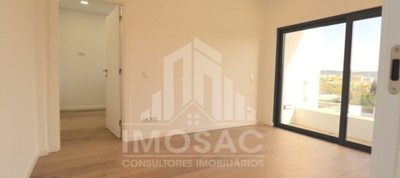 4 Schlafzimmer Haus in Loures, Portugal, Nr. 102864 30