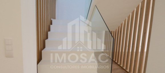 4 Schlafzimmer Haus in Loures, Portugal, Nr. 102864 18