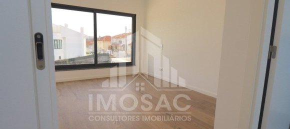 4 Schlafzimmer Haus in Loures, Portugal, Nr. 102864 44