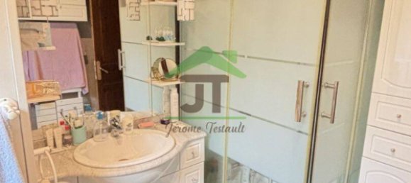 Casa de 4 dormitorios en Bonneval, France No. 42003 14