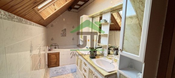 Casa de 4 dormitorios en Bonneval, France No. 42003 19