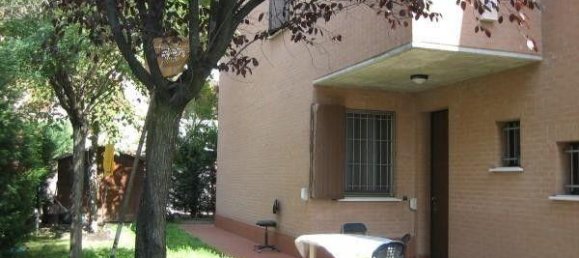 5 rooms Apartment in Soliera, Italy No. 230881 4