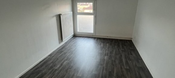 Apartamento de 3 habitaciónes en Creutzwald, France No. 39873 3