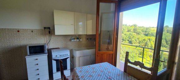 2 bedrooms Apartment in Cetona, Italy No. 169095 2