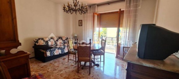 2 bedrooms Apartment in Cetona, Italy No. 169095 3