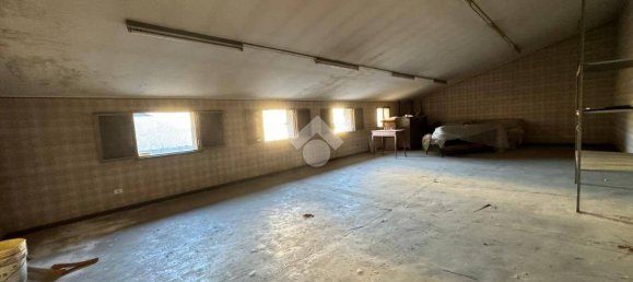 3 bedrooms House in Seregno, Italy No. 298518 15