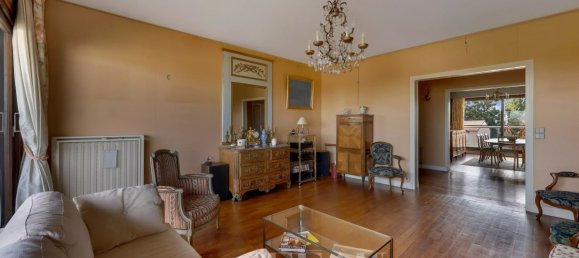 4غرفة شقة في Saint-Cloud, France رقم 174542 3