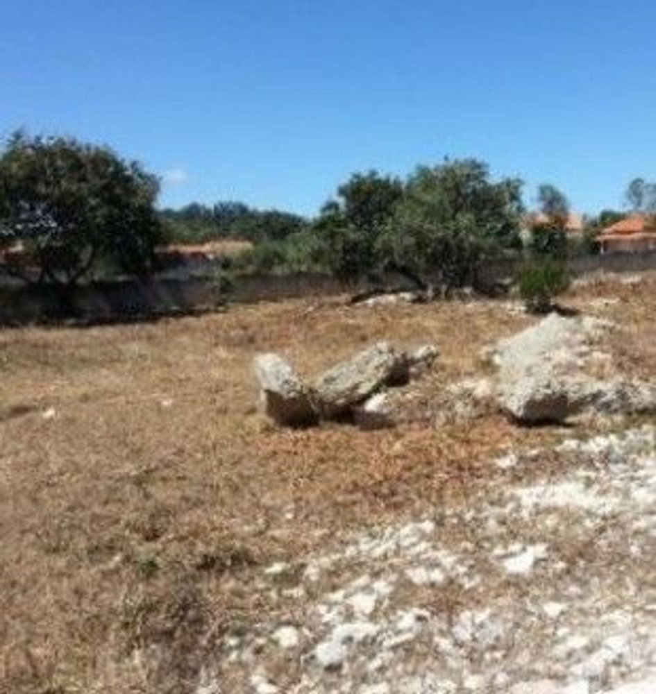 1000m² Land in Turquel, Portugal No. 63063